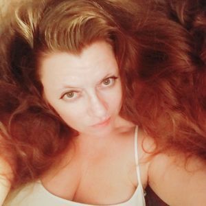 Meet your Posher, Connie